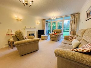 Photo 10- click for photo gallery